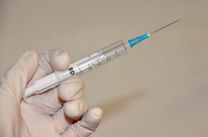 Medic-making-an-injection777