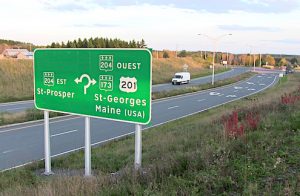 Autoroute-et-Carrefour-giratoire